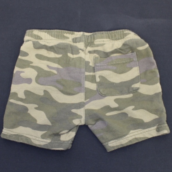 Camouflage Shorts - Picture 2 of 3